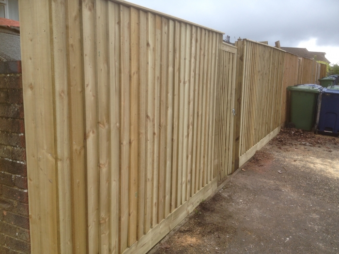 1.8m closeboard complete